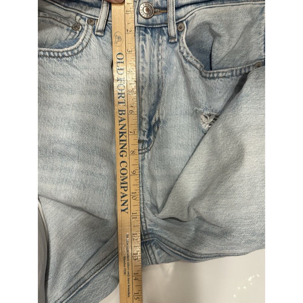 American Eagle Highest Rise 90s Boyfriend Jeans Women’s6 Light Wash Distressed - Picture 7 of 8